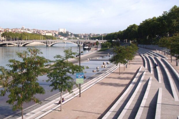 epaule-au-top-lyon