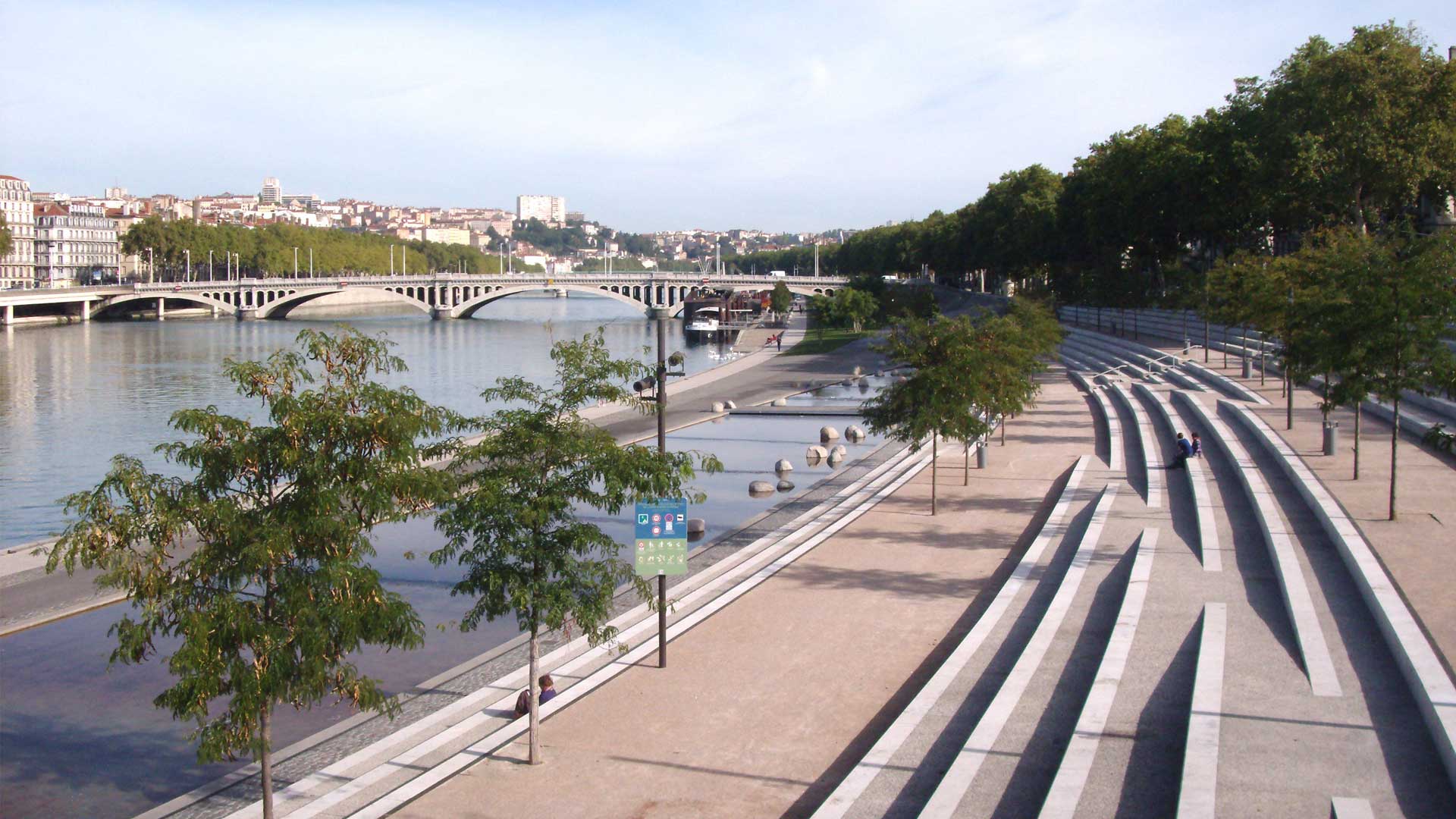 epaule-au-top-lyon