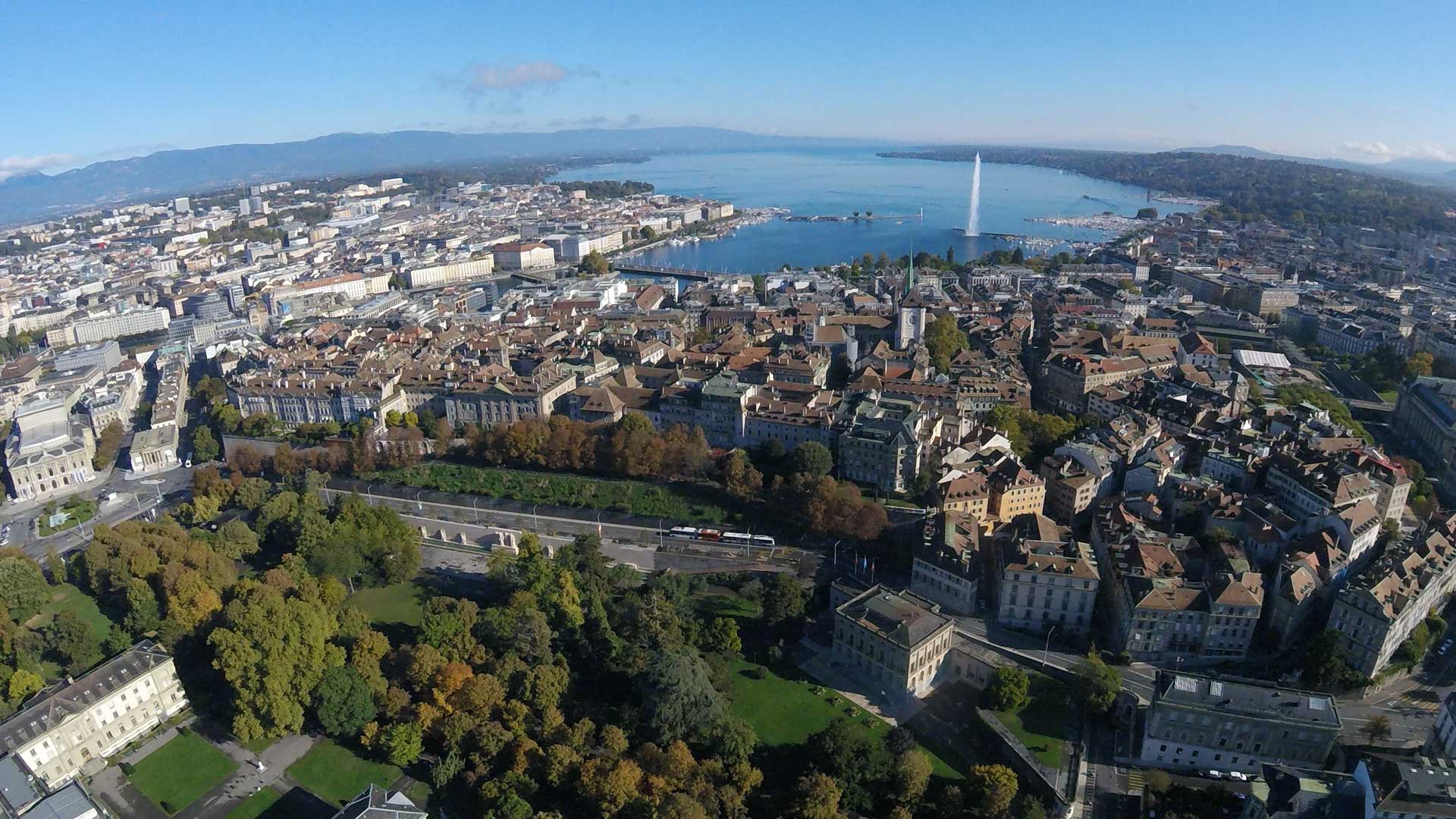 epaule-au-top-geneve